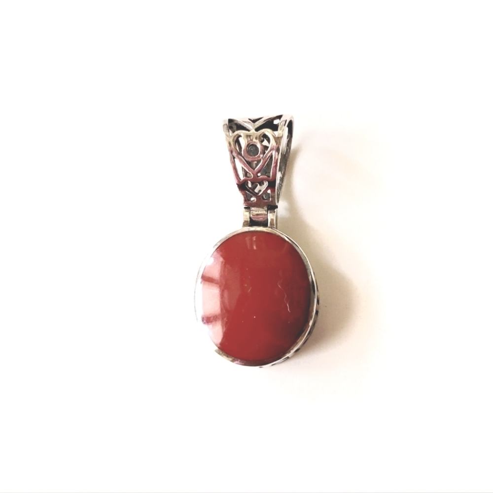 Silpada silver filigree red pendant.  Reversible.